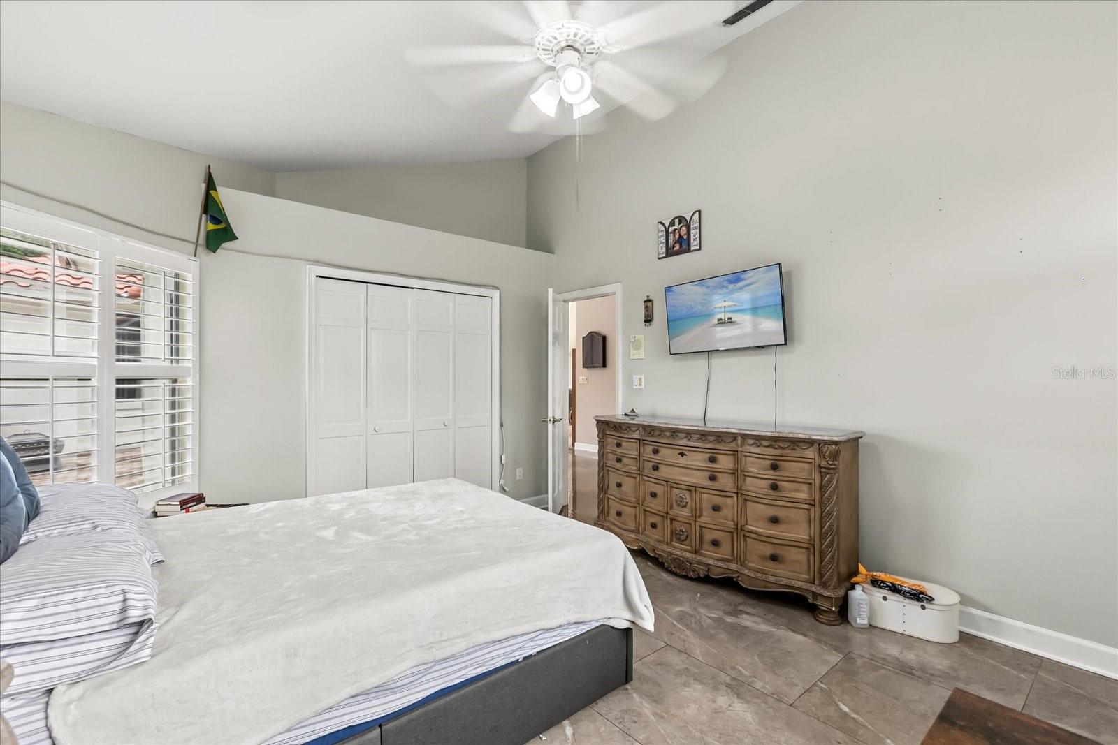 Image 21 of 37 For 1036 Golf Valley Drive