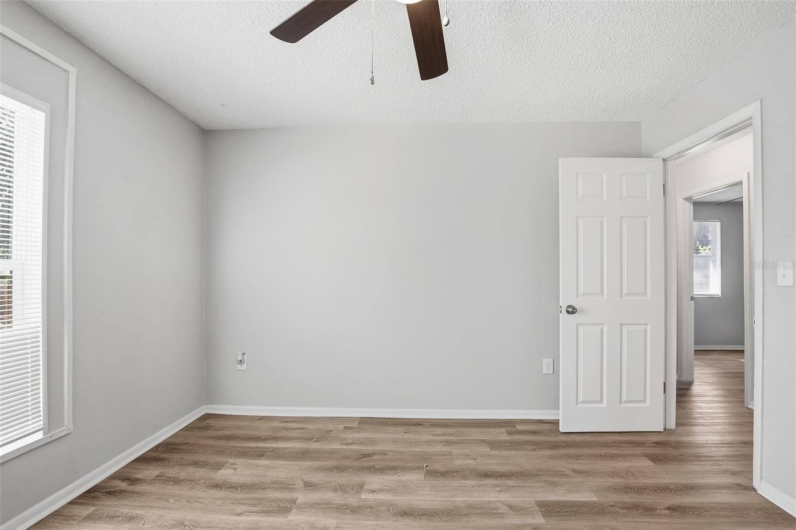 Image 22 of 35 For 728 Spruce Street