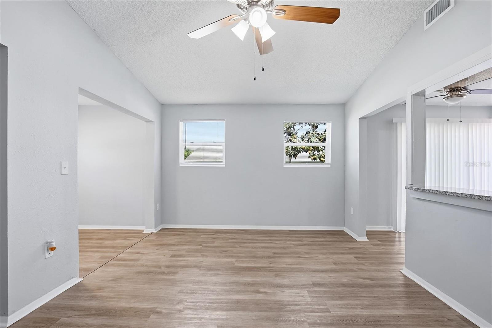 Image 9 of 35 For 728 Spruce Street