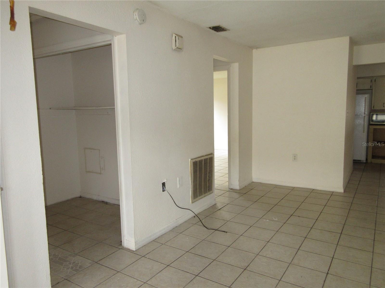 Image 18 of 25 For 1050 Captiva Point