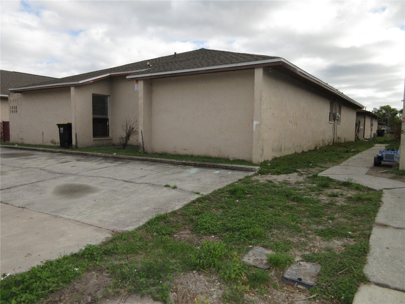 Image 2 of 25 For 1050 Captiva Point