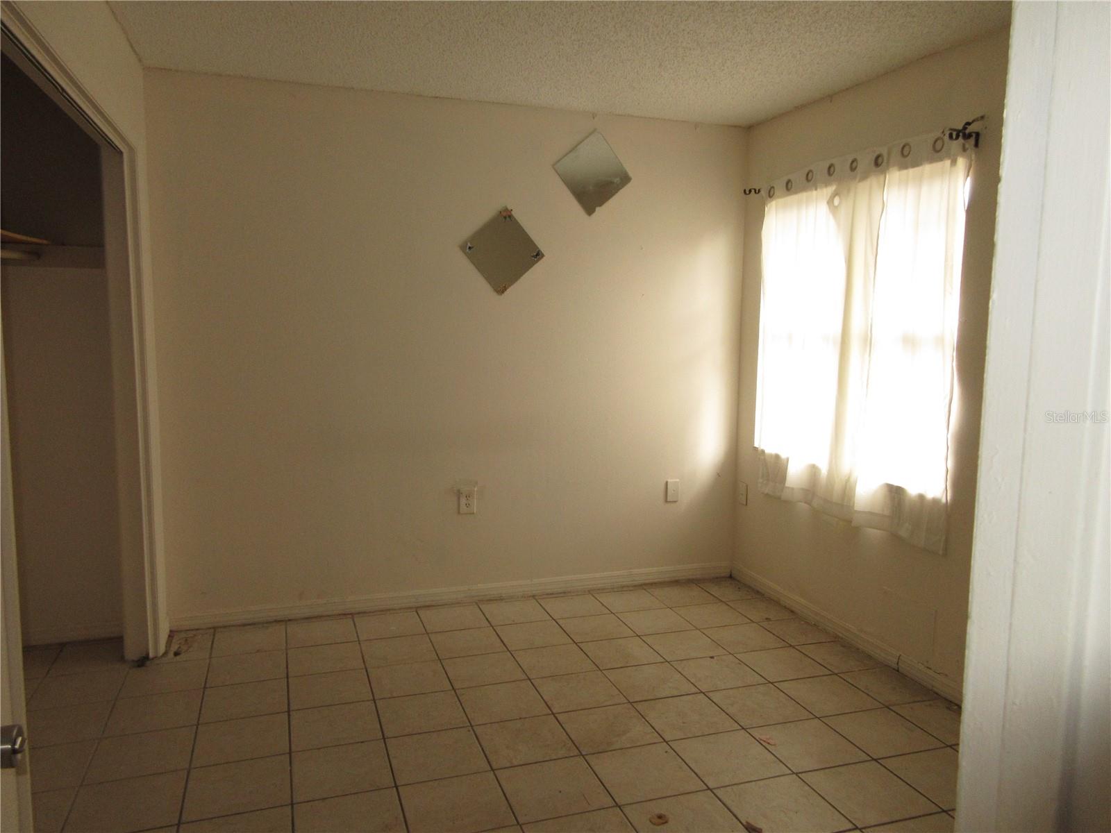 Image 22 of 25 For 1050 Captiva Point