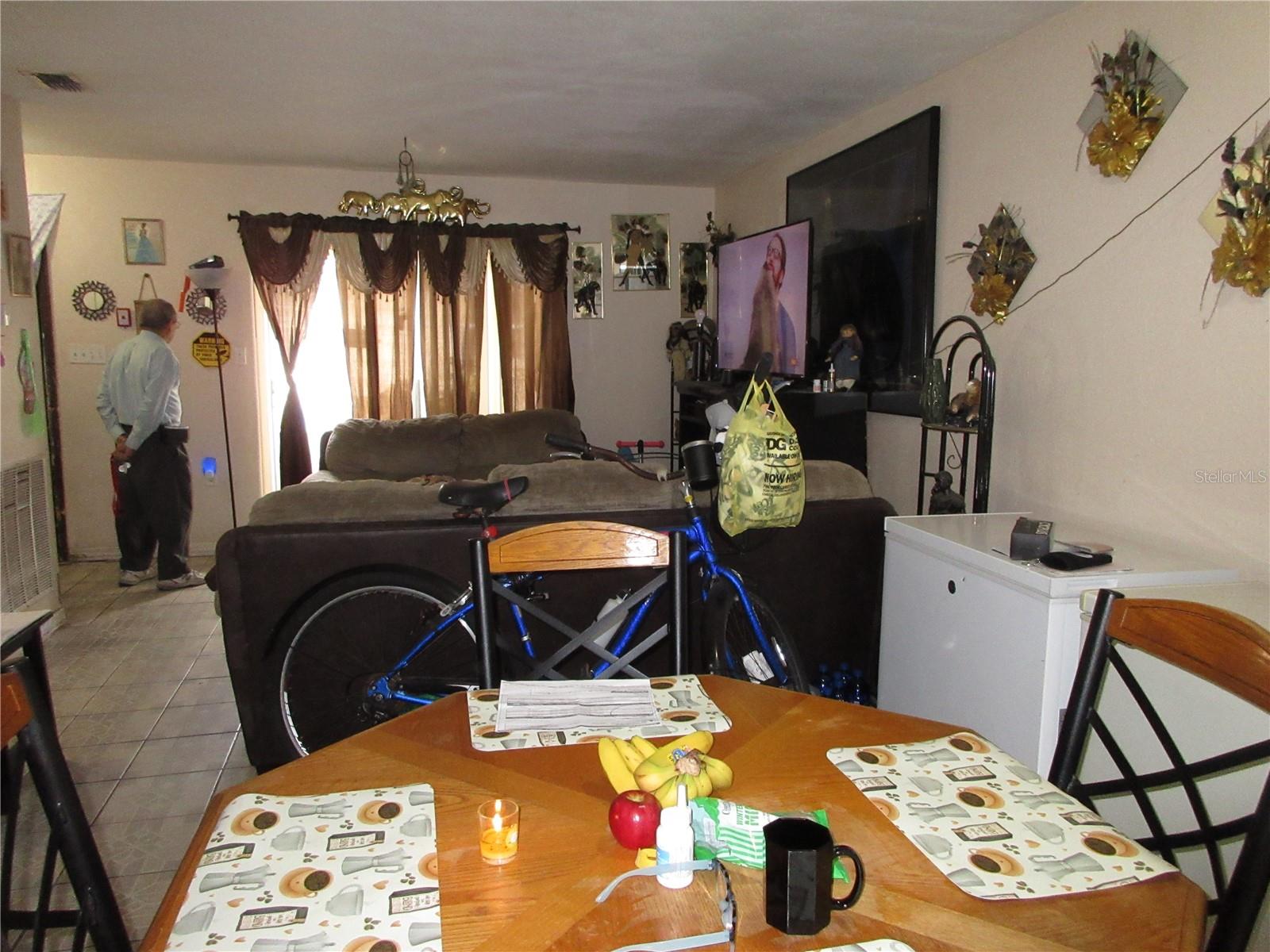 Image 7 of 25 For 1050 Captiva Point