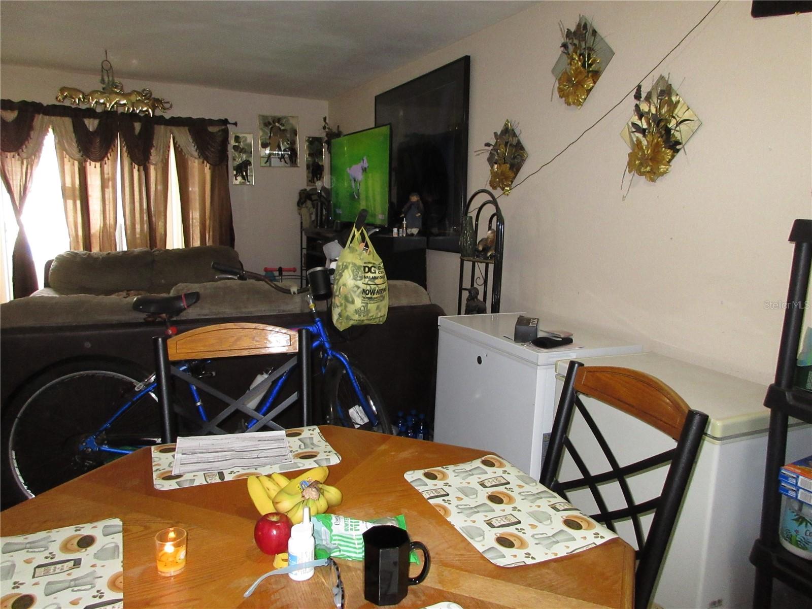 Image 8 of 25 For 1050 Captiva Point