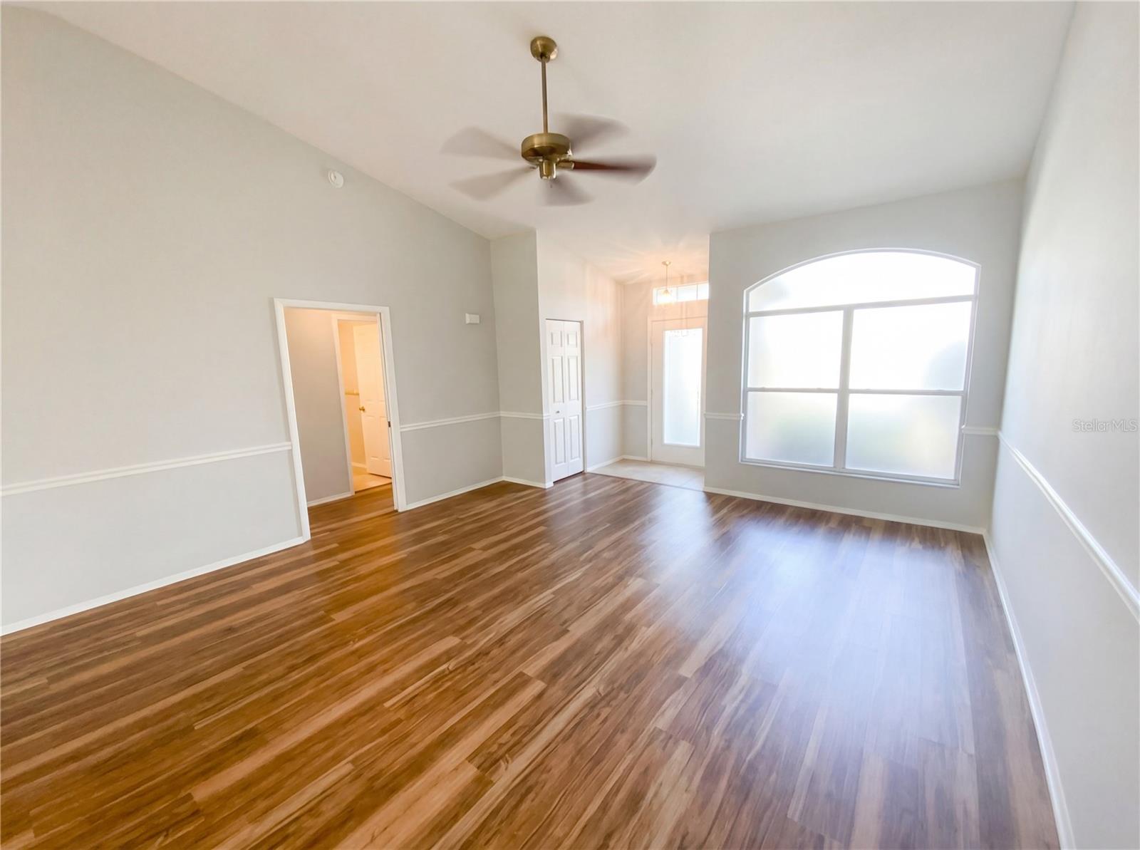 Image 14 of 23 For 7410 Willow Brook Drive