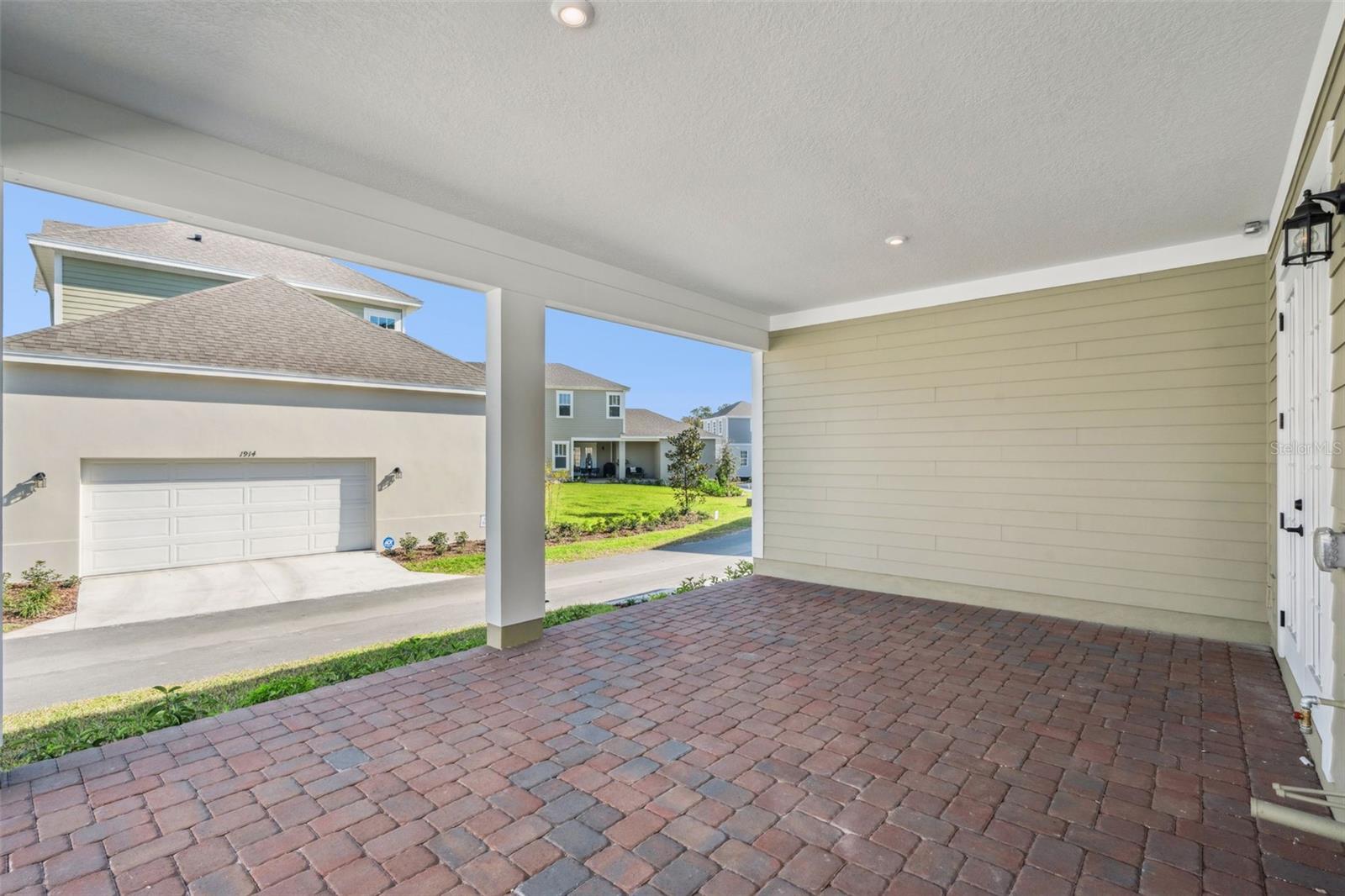 Image 18 of 29 For 2529 Celebration Boulevard