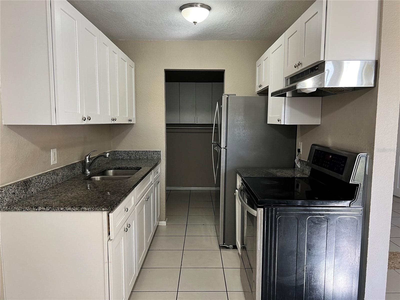 Image 4 of 11 For 136 Academy Avenue