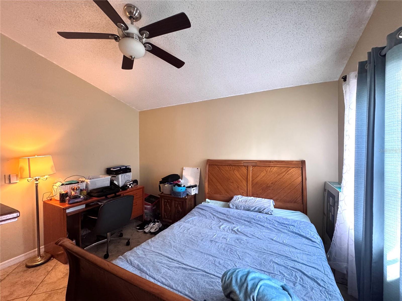 Image 8 of 13 For 6008 Amberly Avenue F63