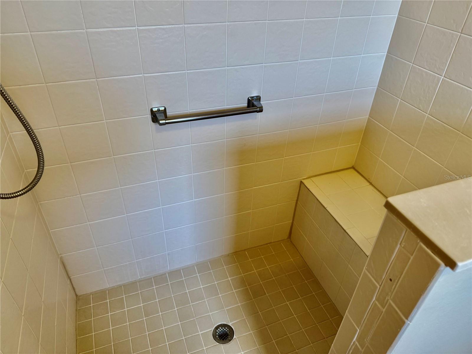 Image 22 of 38 For 9100 170th Fontaine Street