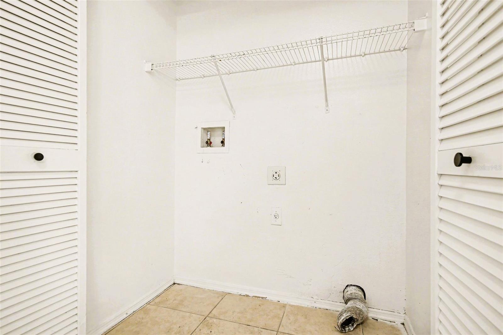 Image 21 of 28 For 14657 Laguna Beach Circle