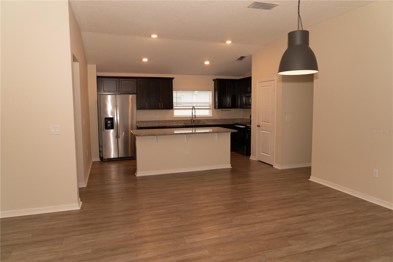 Image 24 of 38 For 4637 Glencrest Loop