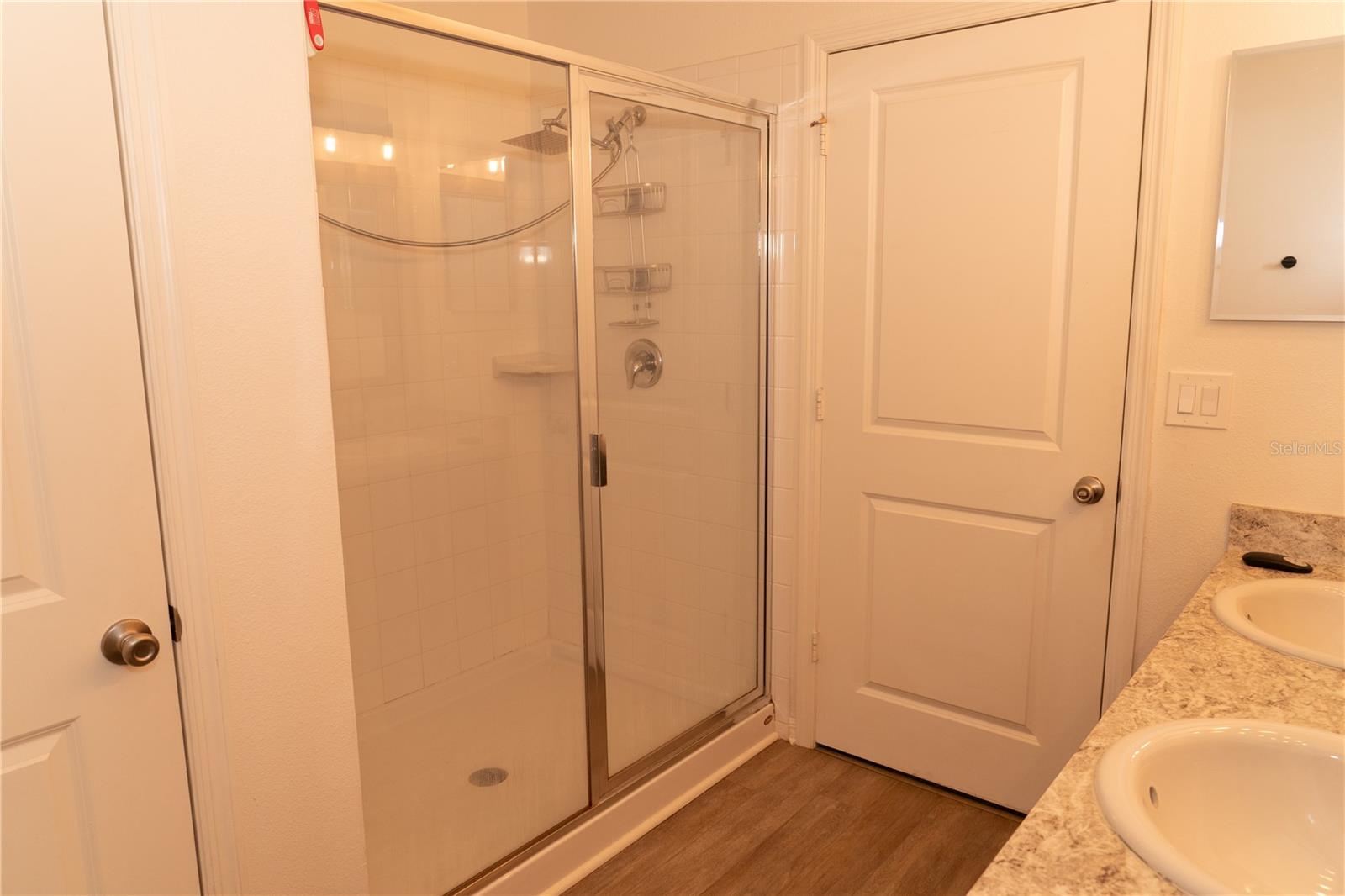 Image 27 of 38 For 4637 Glencrest Loop