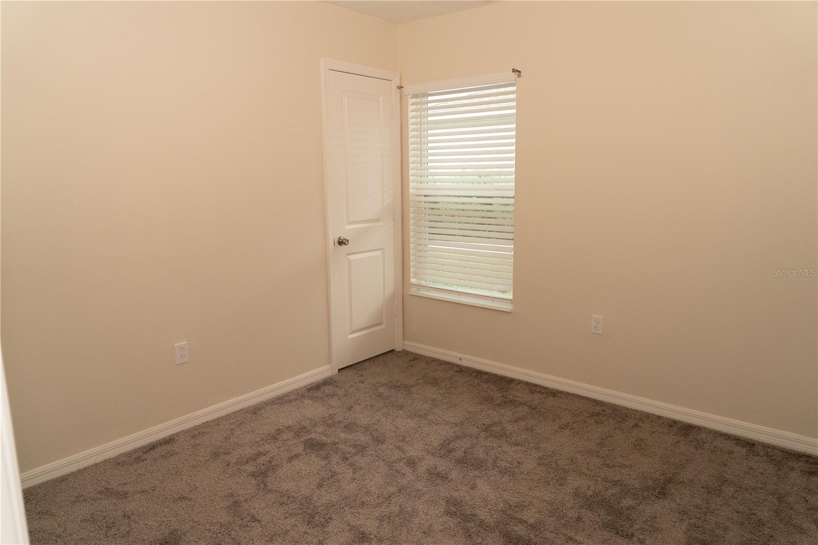 Image 34 of 38 For 4637 Glencrest Loop