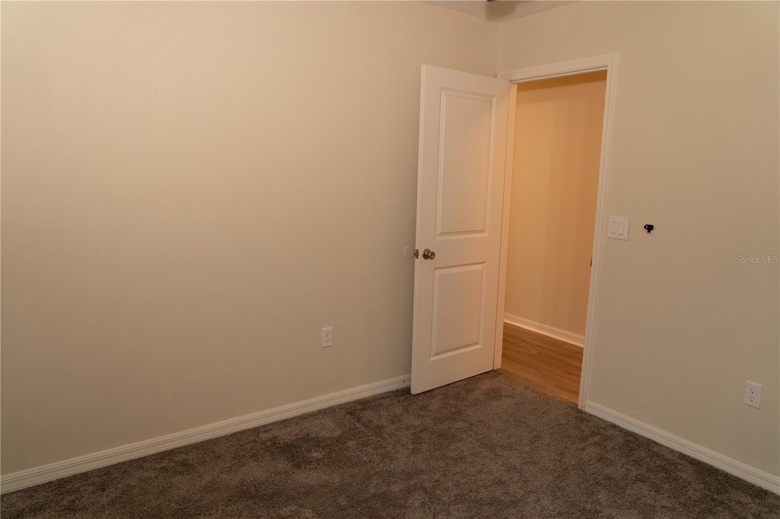 Image 35 of 38 For 4637 Glencrest Loop