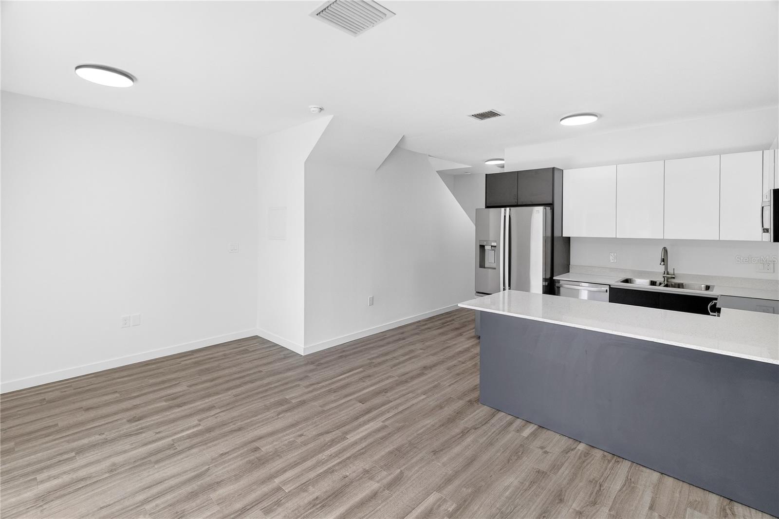 Image 16 of 27 For 1611 29th Road 3