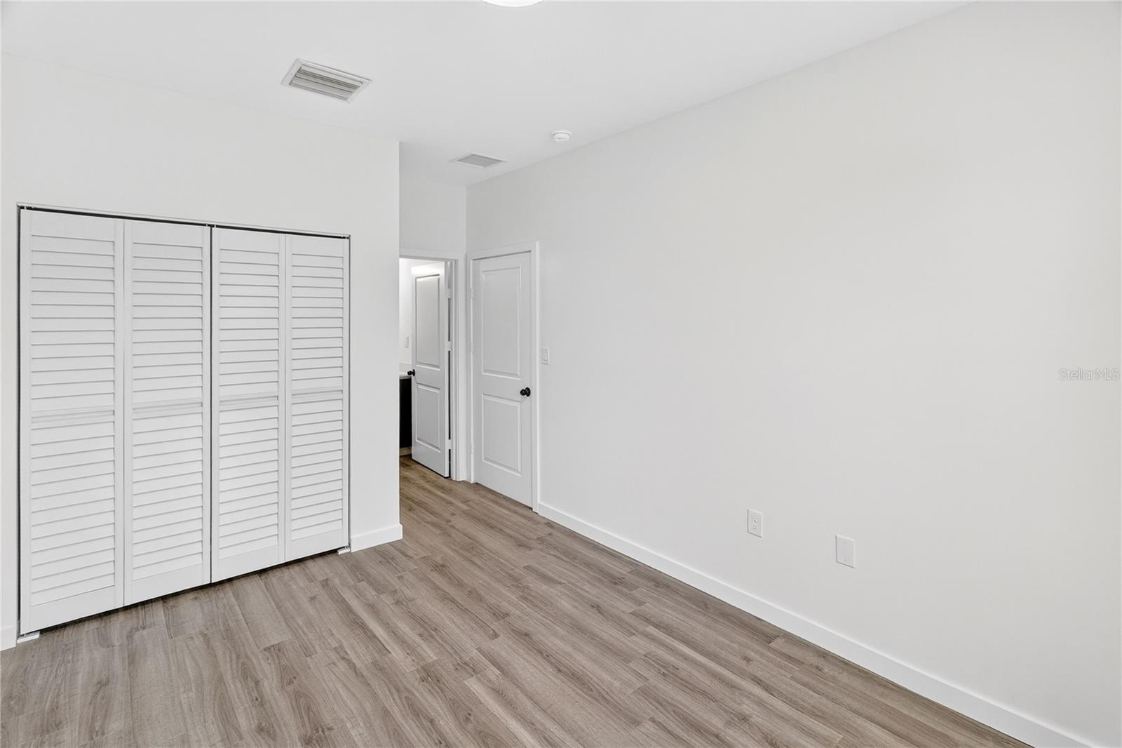 Image 21 of 27 For 1611 29th Road 3