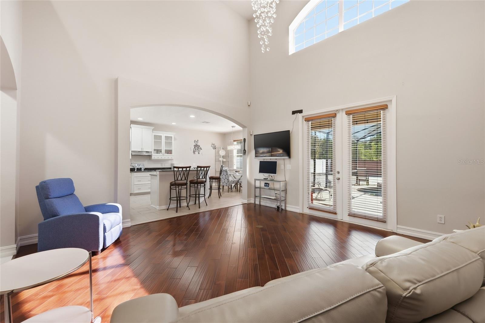 Image 13 of 50 For 9168 Lake Avon Drive