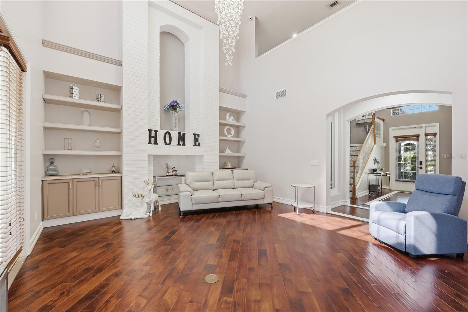 Image 14 of 50 For 9168 Lake Avon Drive