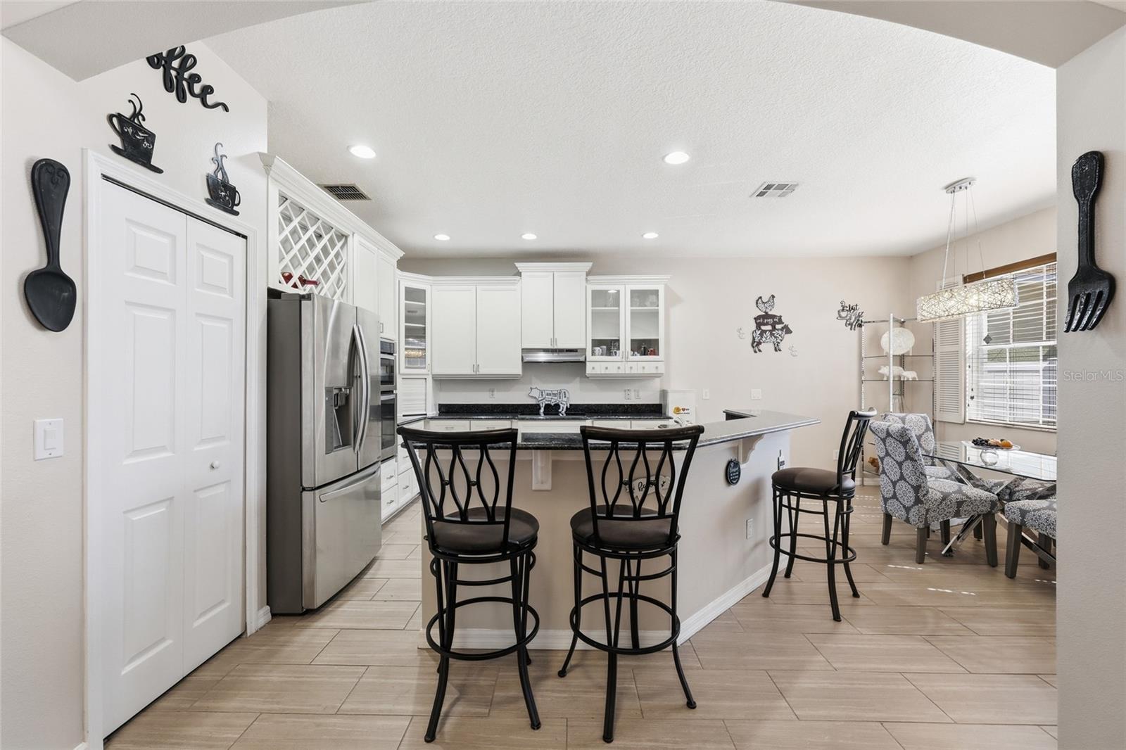 Image 15 of 50 For 9168 Lake Avon Drive