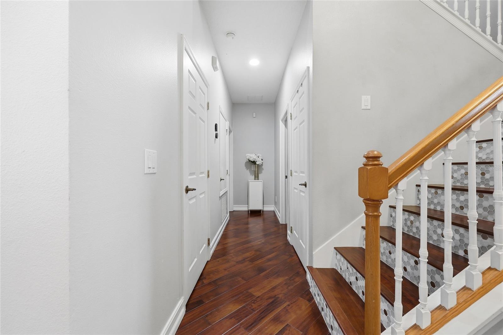 Image 20 of 50 For 9168 Lake Avon Drive