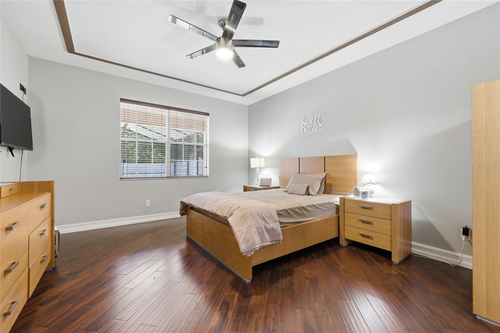 Image 22 of 50 For 9168 Lake Avon Drive