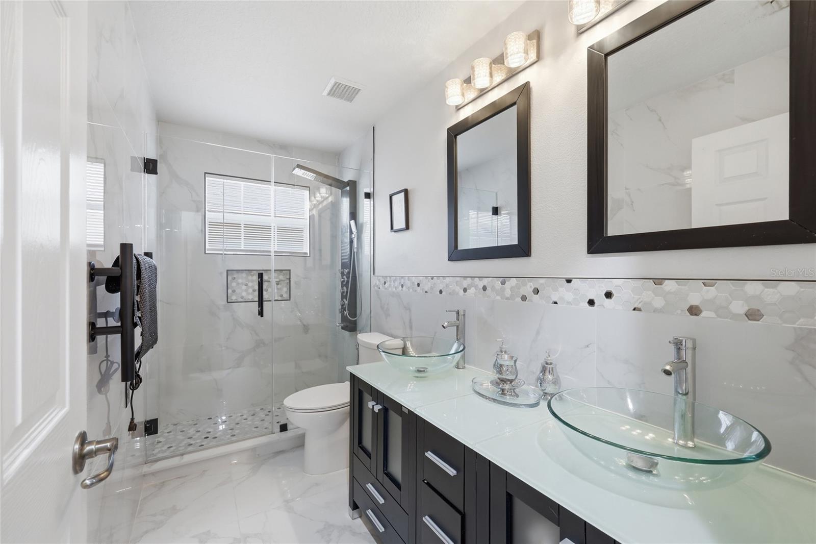 Image 31 of 50 For 9168 Lake Avon Drive