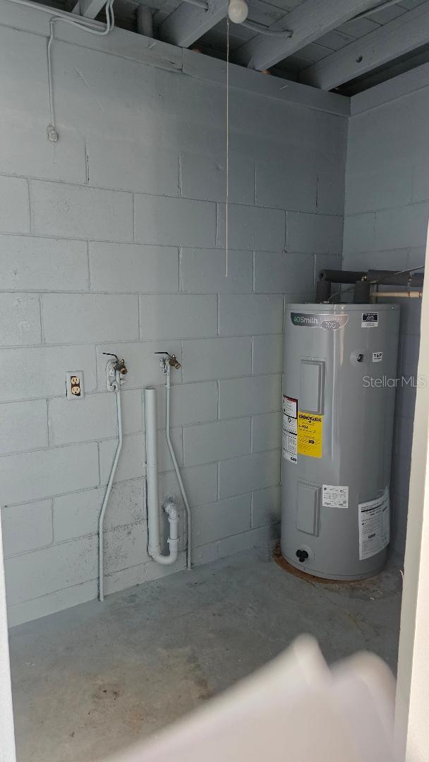 Image 14 of 15 For 905 Cherokee Circle