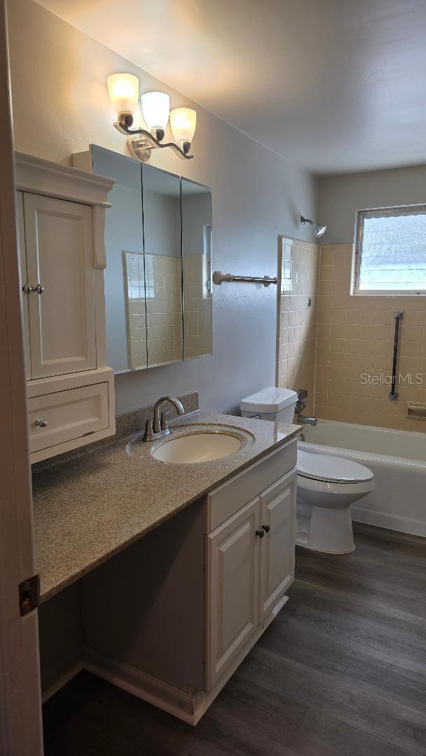 Image 6 of 15 For 905 Cherokee Circle