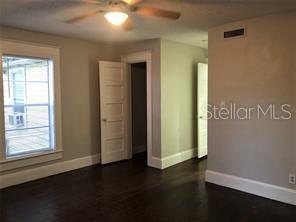 Image 4 of 26 For 1113 Park Avenue