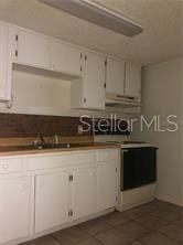 Image 8 of 26 For 1113 Park Avenue