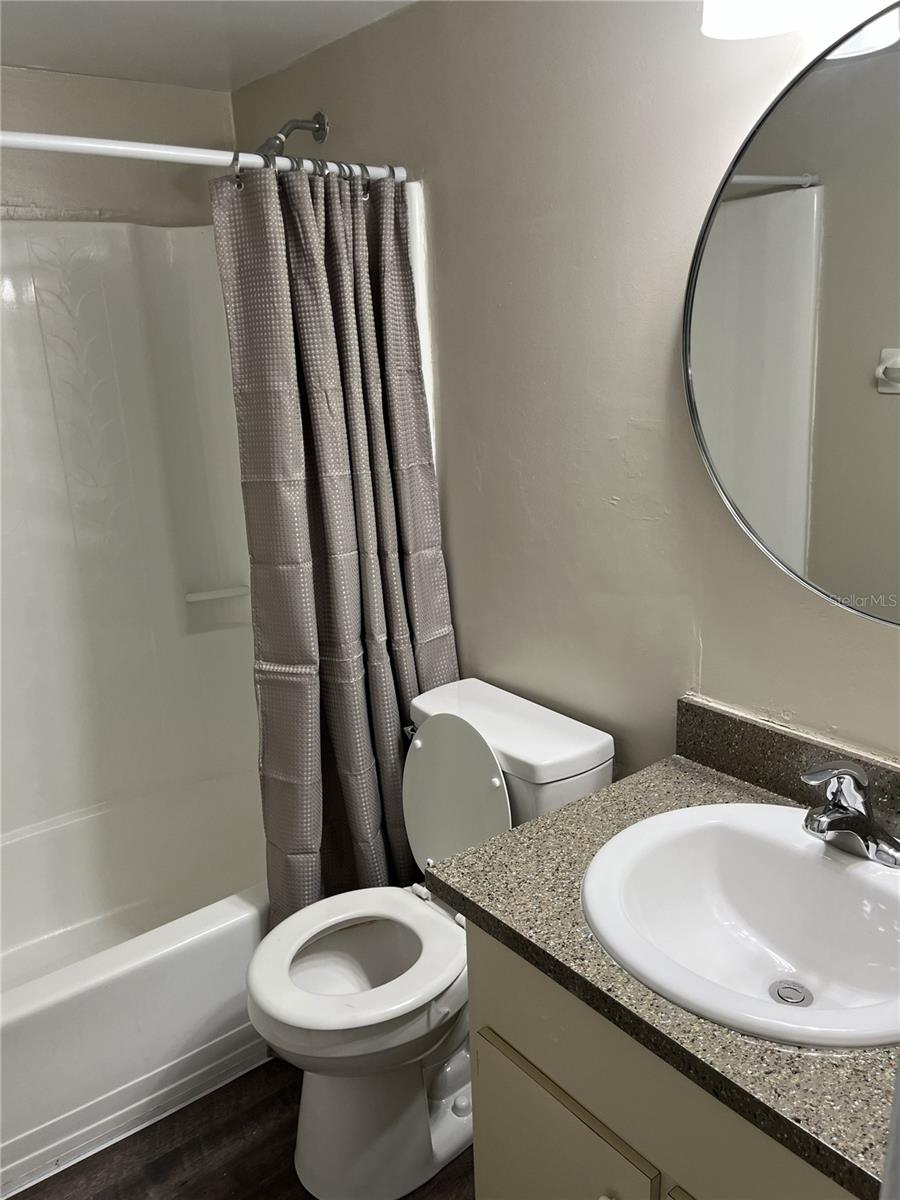 Image 10 of 10 For 143 Windtree Lane R