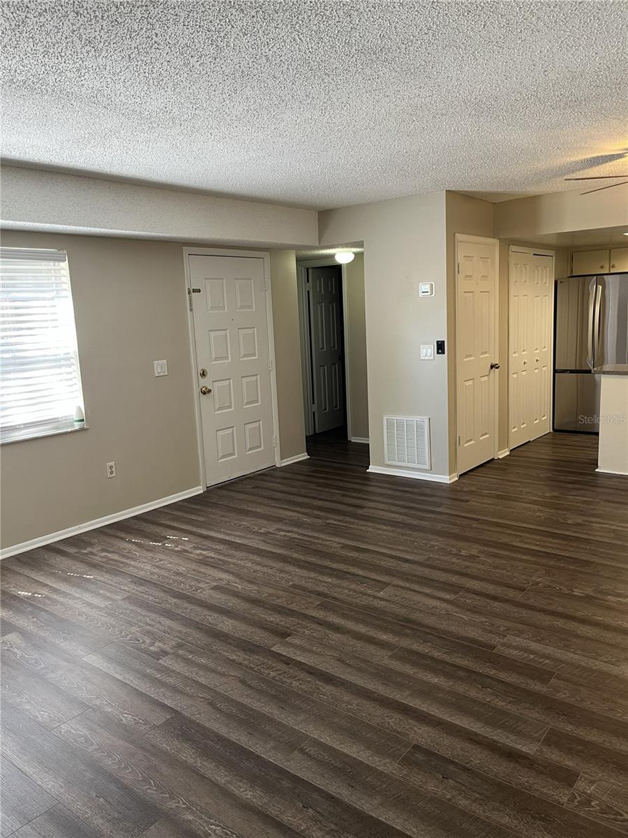 Image 3 of 10 For 143 Windtree Lane R