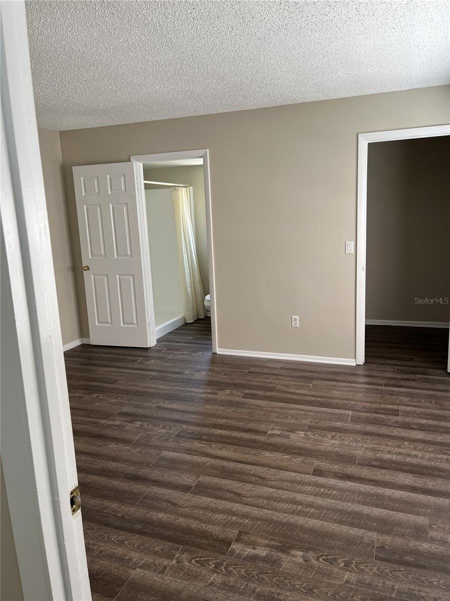 Image 6 of 10 For 143 Windtree Lane R