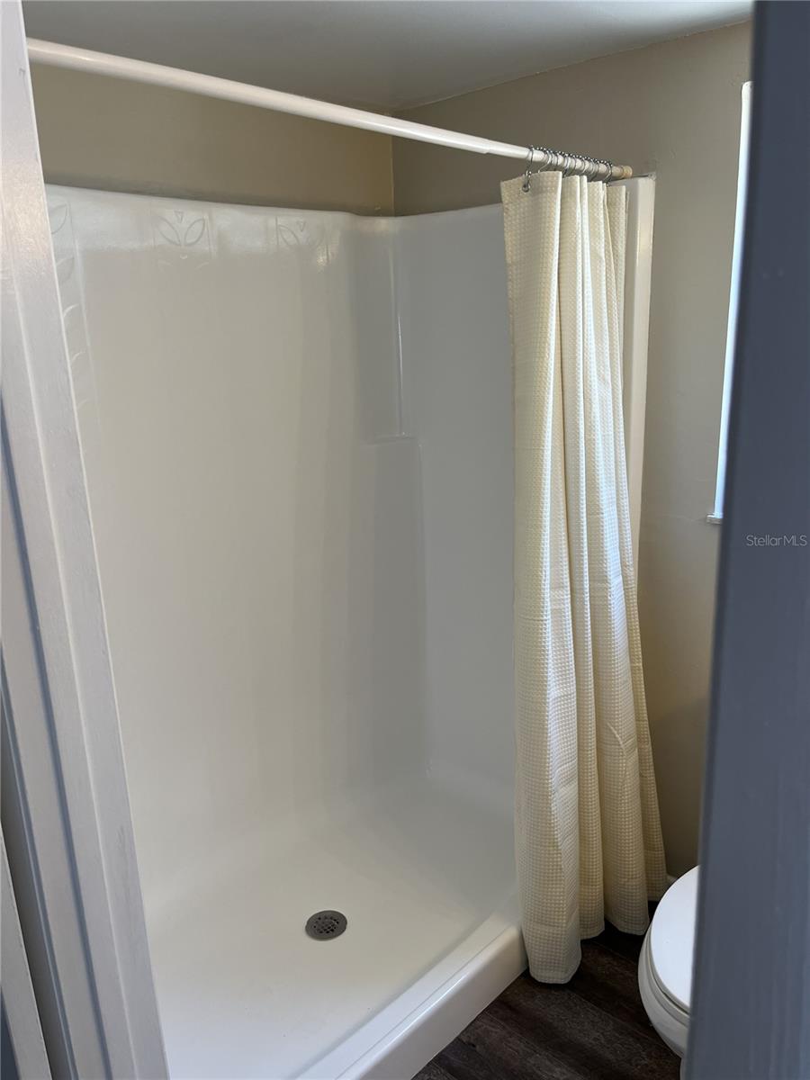 Image 8 of 10 For 143 Windtree Lane R