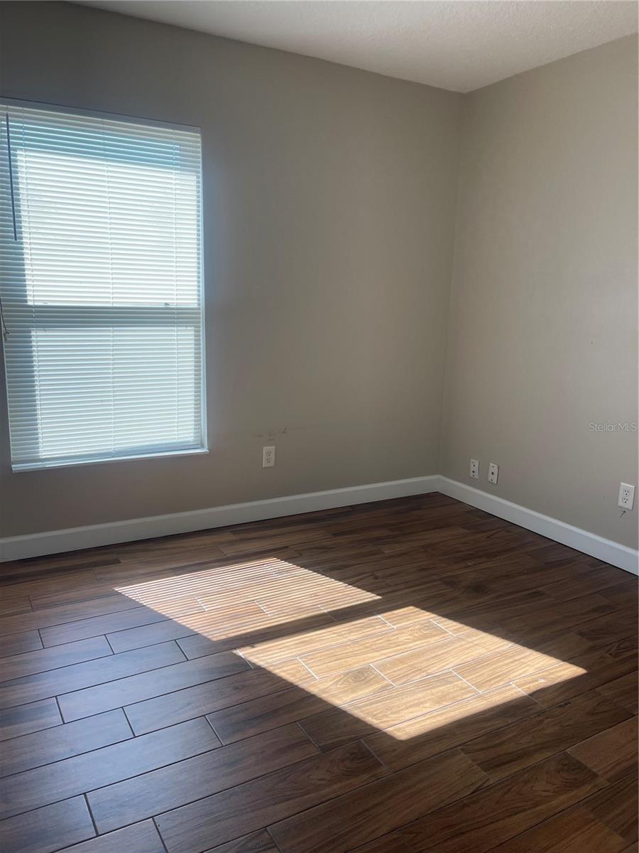 Image 8 of 15 For 18 Starling Drive