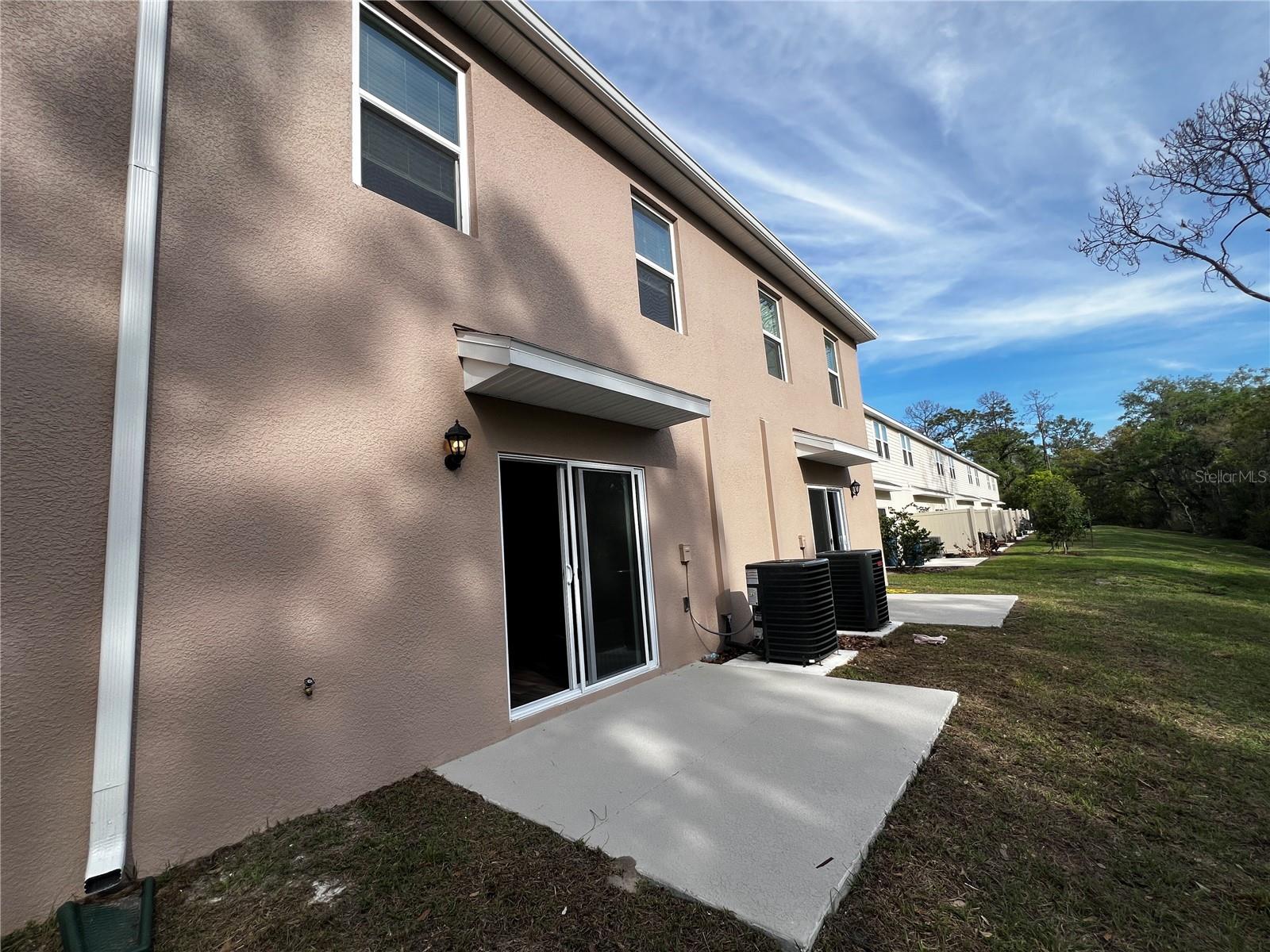 Image 17 of 24 For 2959 Canary Avenue