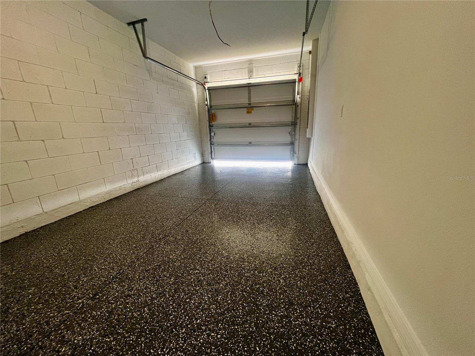 Image 19 of 24 For 2959 Canary Avenue