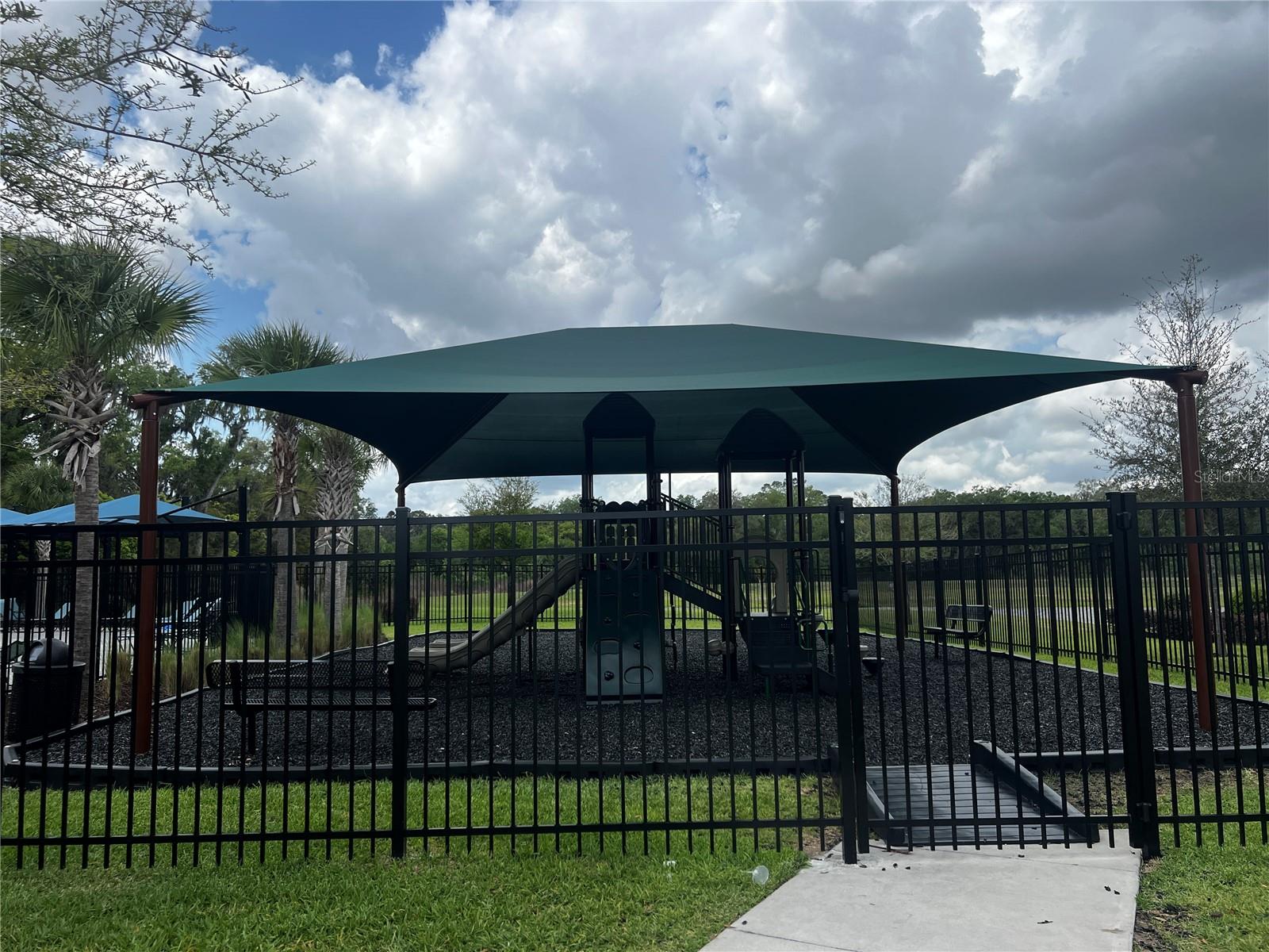 Image 24 of 24 For 2959 Canary Avenue