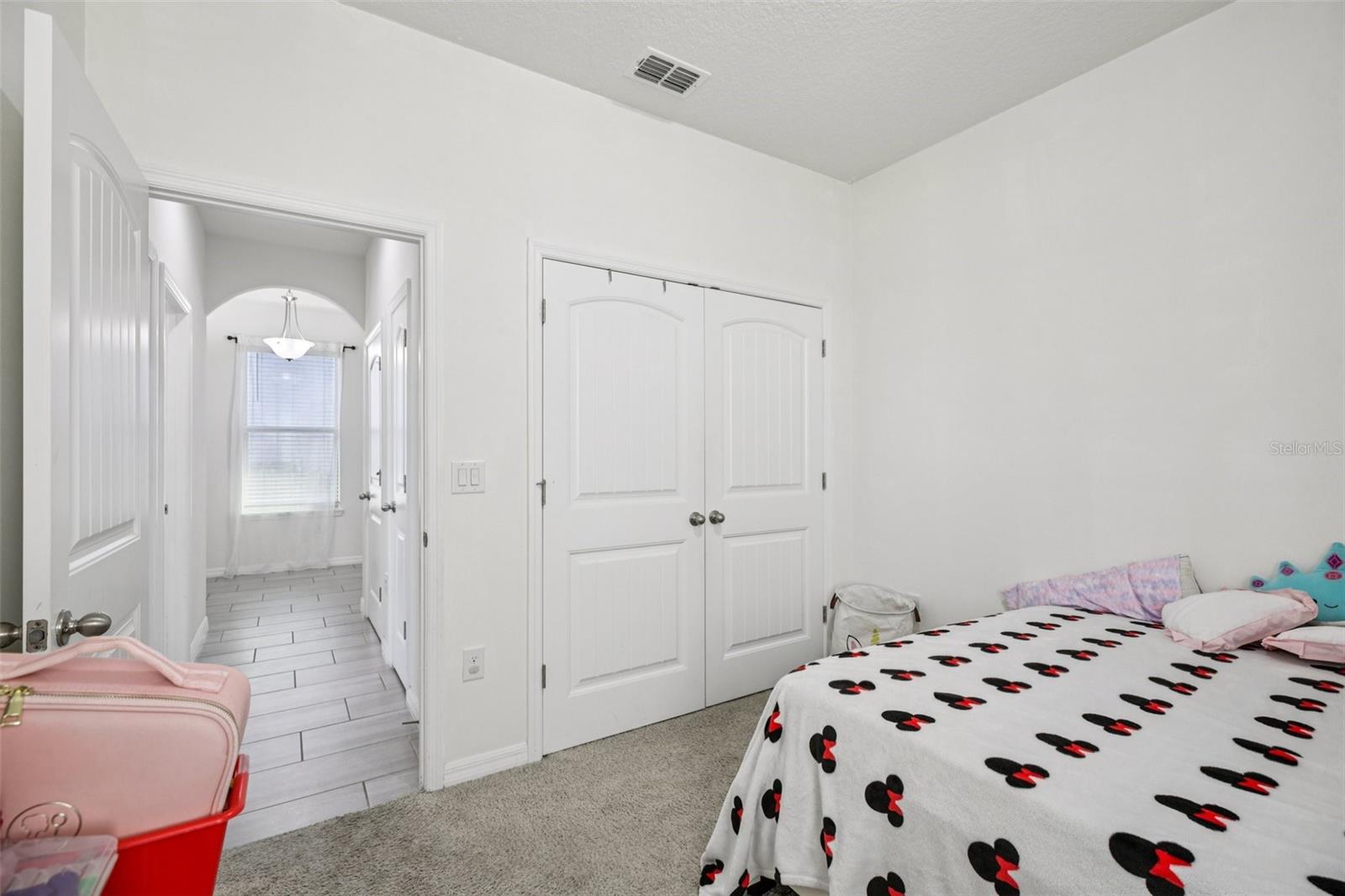 Image 24 of 50 For 16385 Admirals Cove Lane