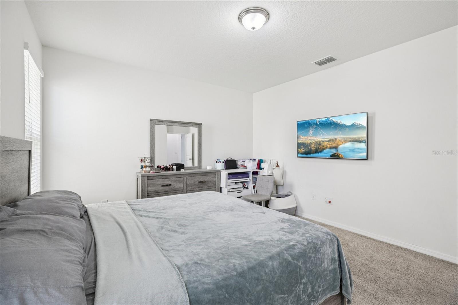 Image 26 of 50 For 16385 Admirals Cove Lane