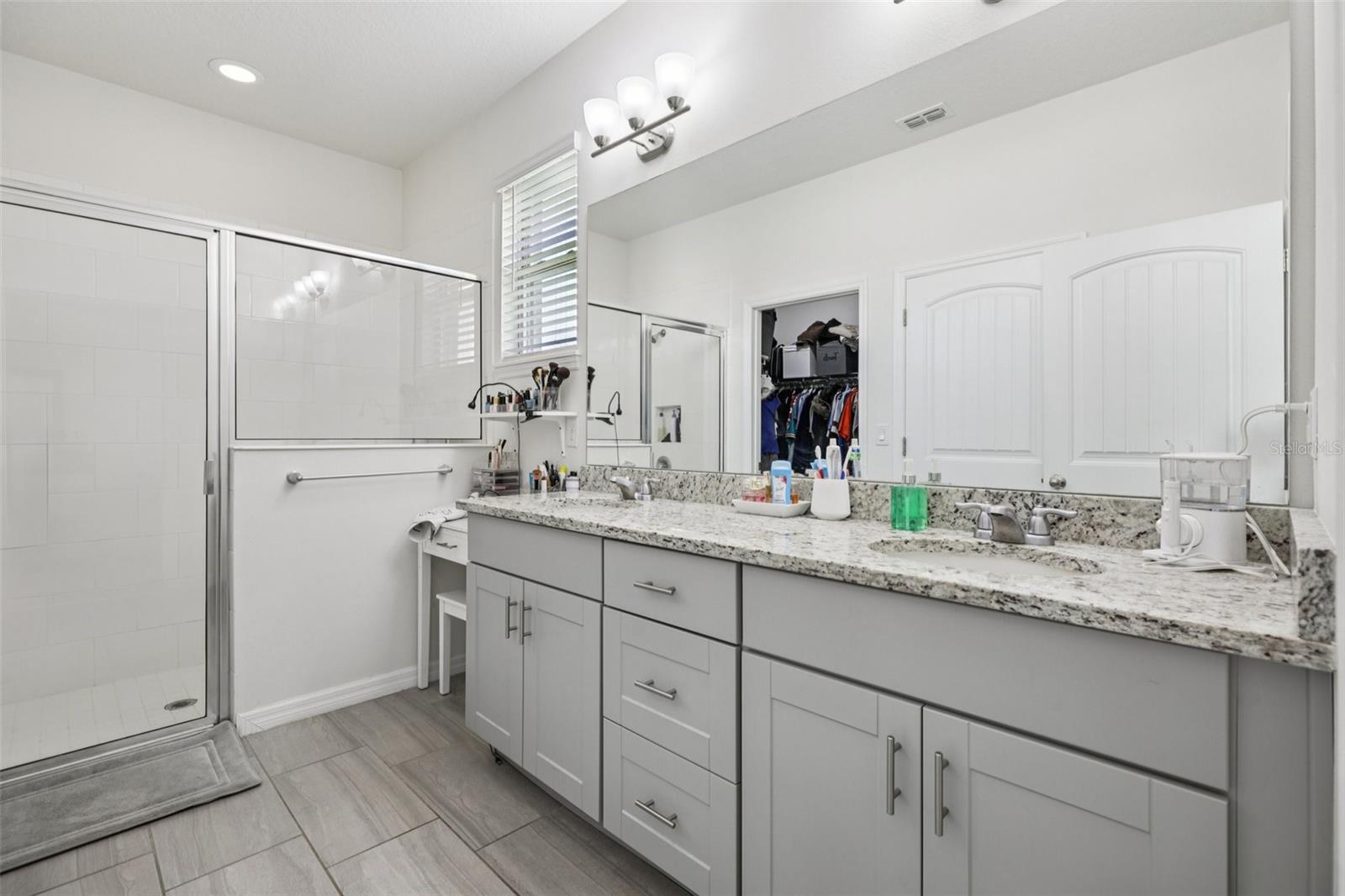 Image 30 of 50 For 16385 Admirals Cove Lane