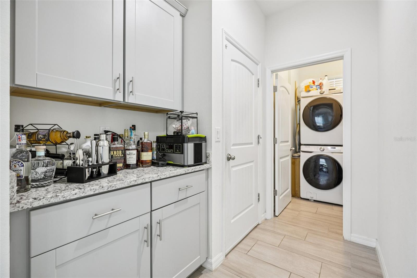 Image 32 of 50 For 16385 Admirals Cove Lane