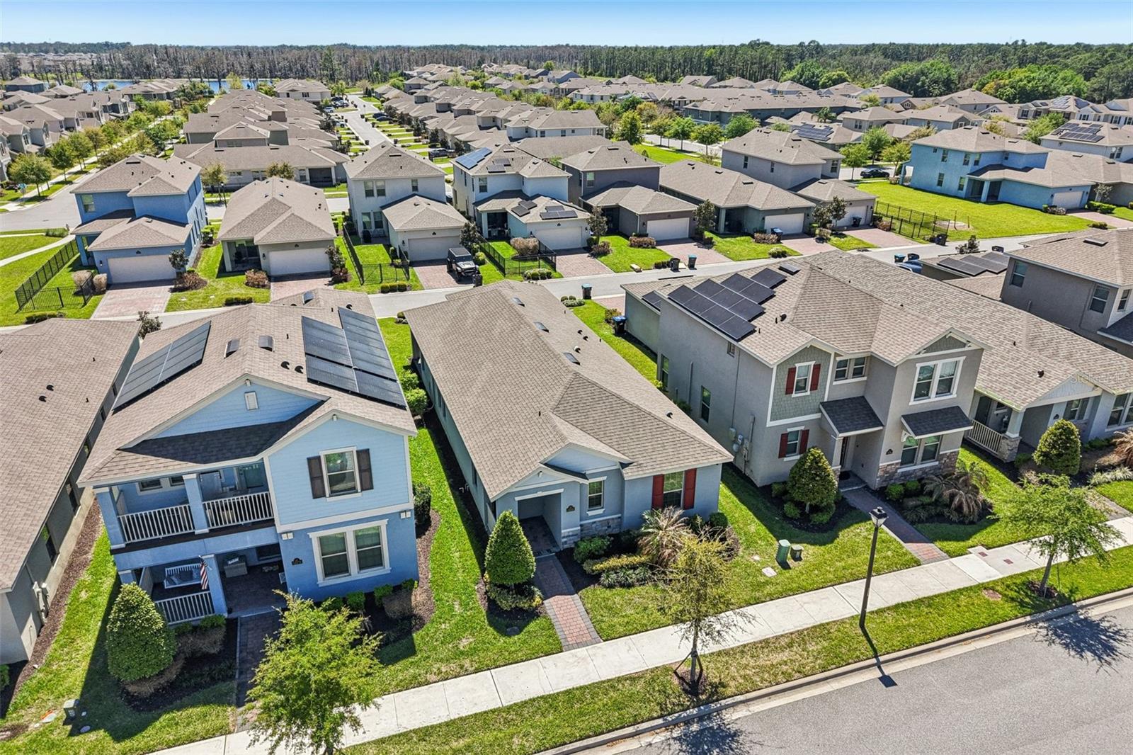 Image 36 of 50 For 16385 Admirals Cove Lane