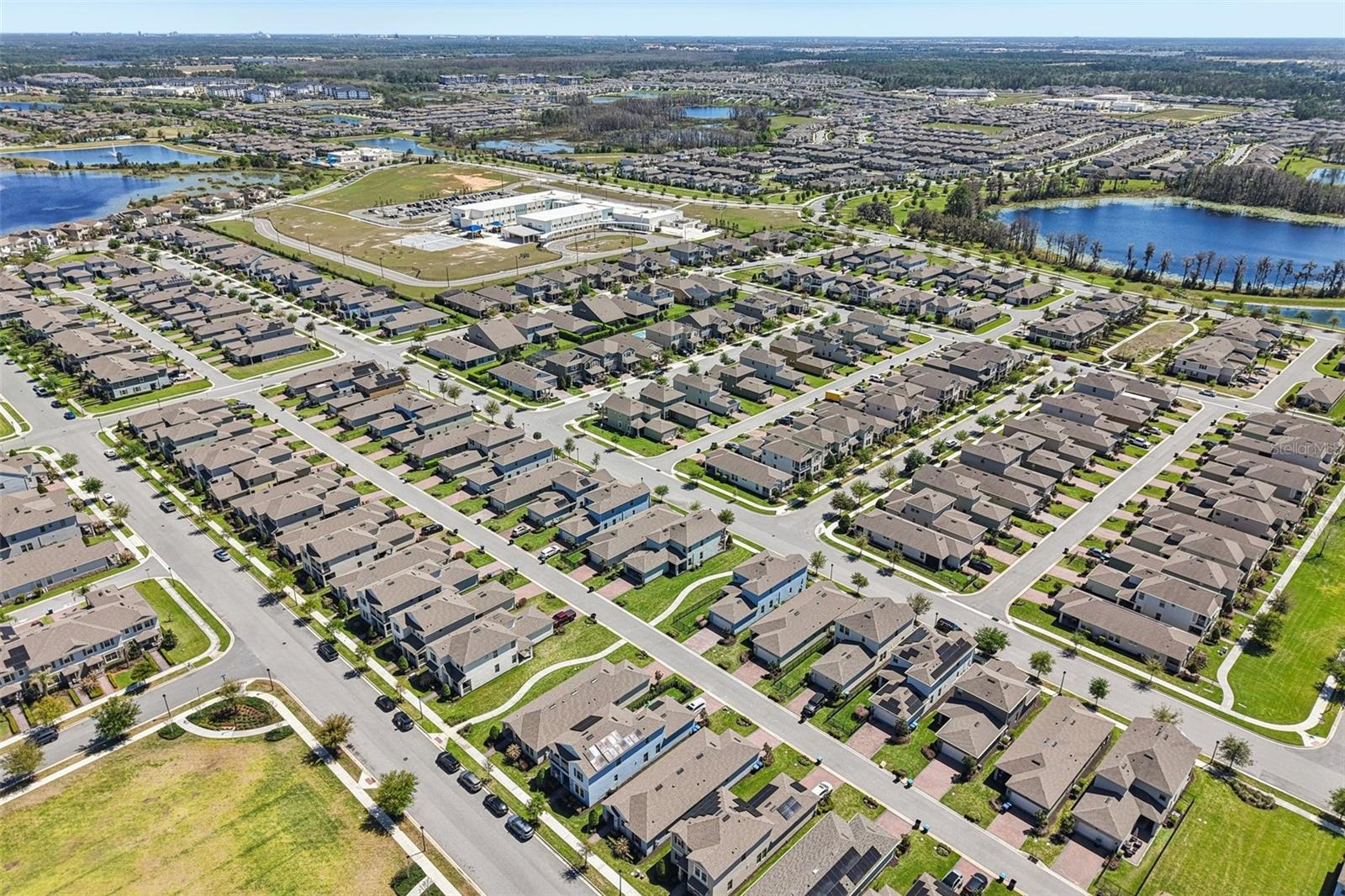 Image 38 of 50 For 16385 Admirals Cove Lane