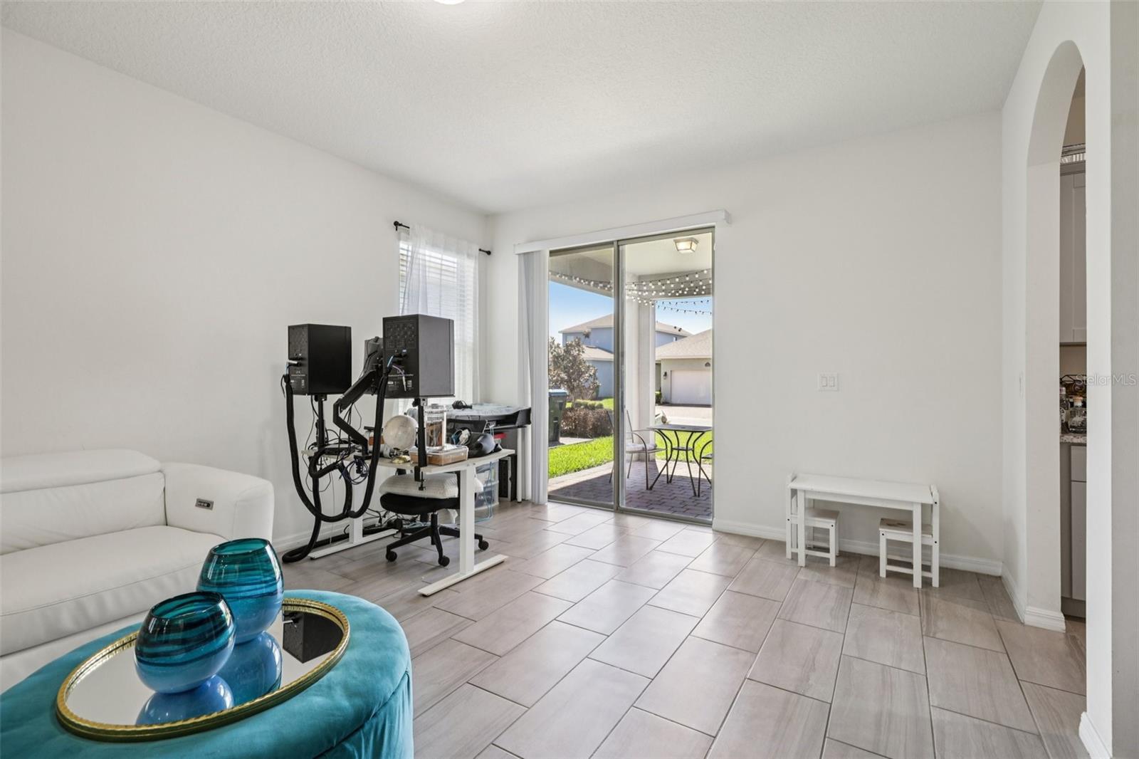 Image 5 of 50 For 16385 Admirals Cove Lane