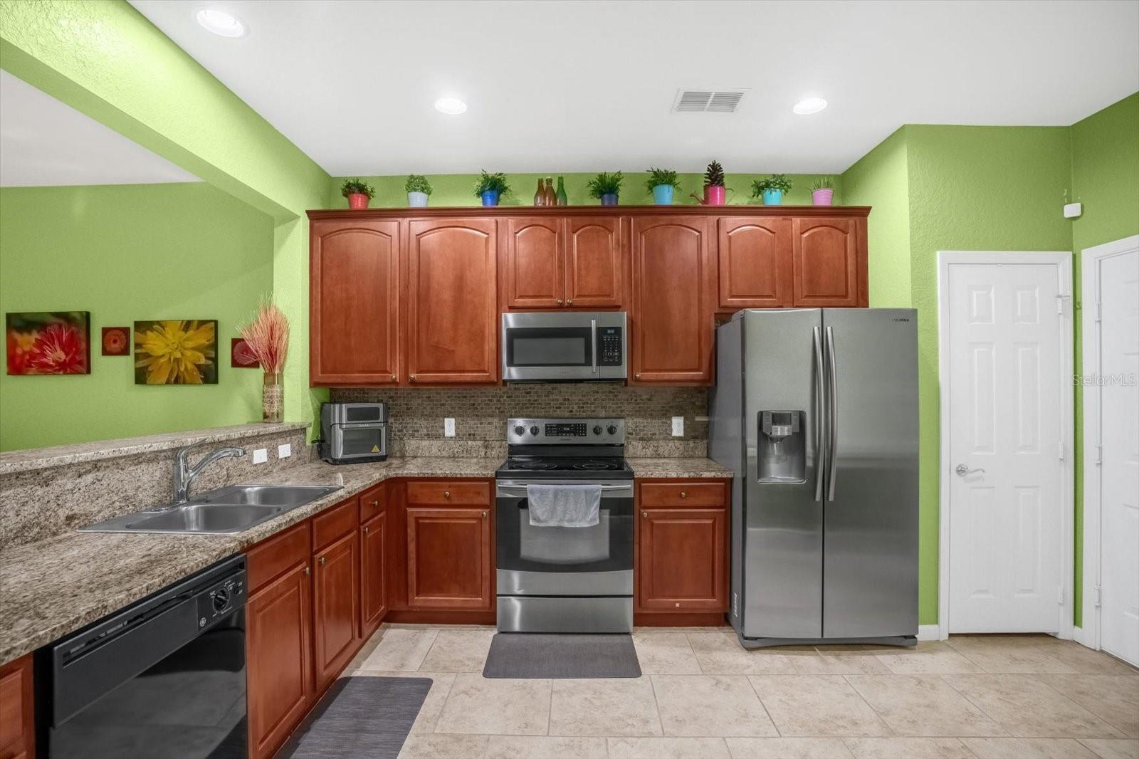 Image 2 of 29 For 1120 Rock Harbor Avenue