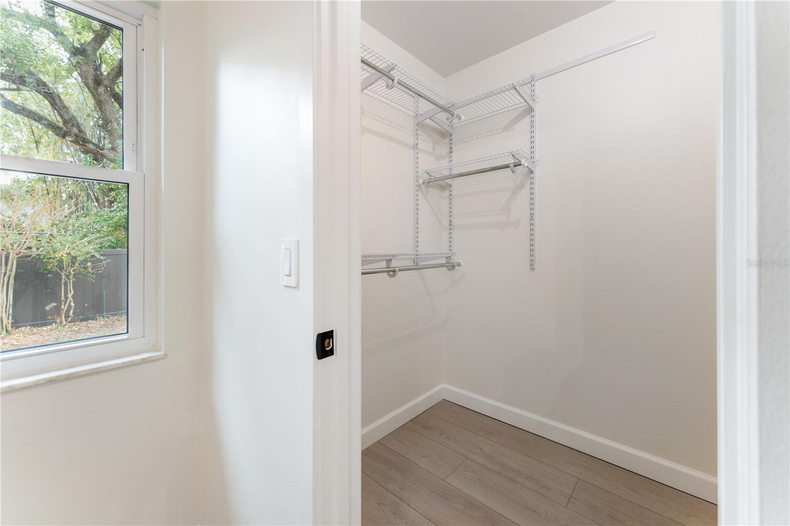 Image 15 of 28 For 104 Glenwood Avenue