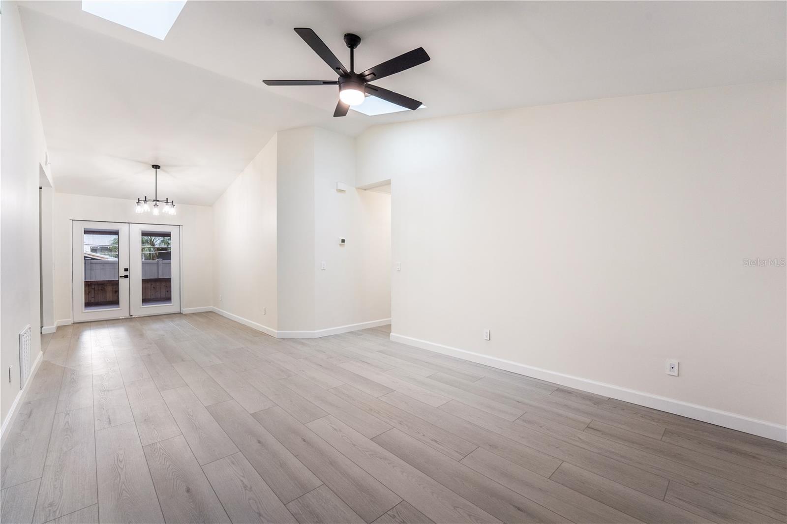 Image 2 of 28 For 104 Glenwood Avenue