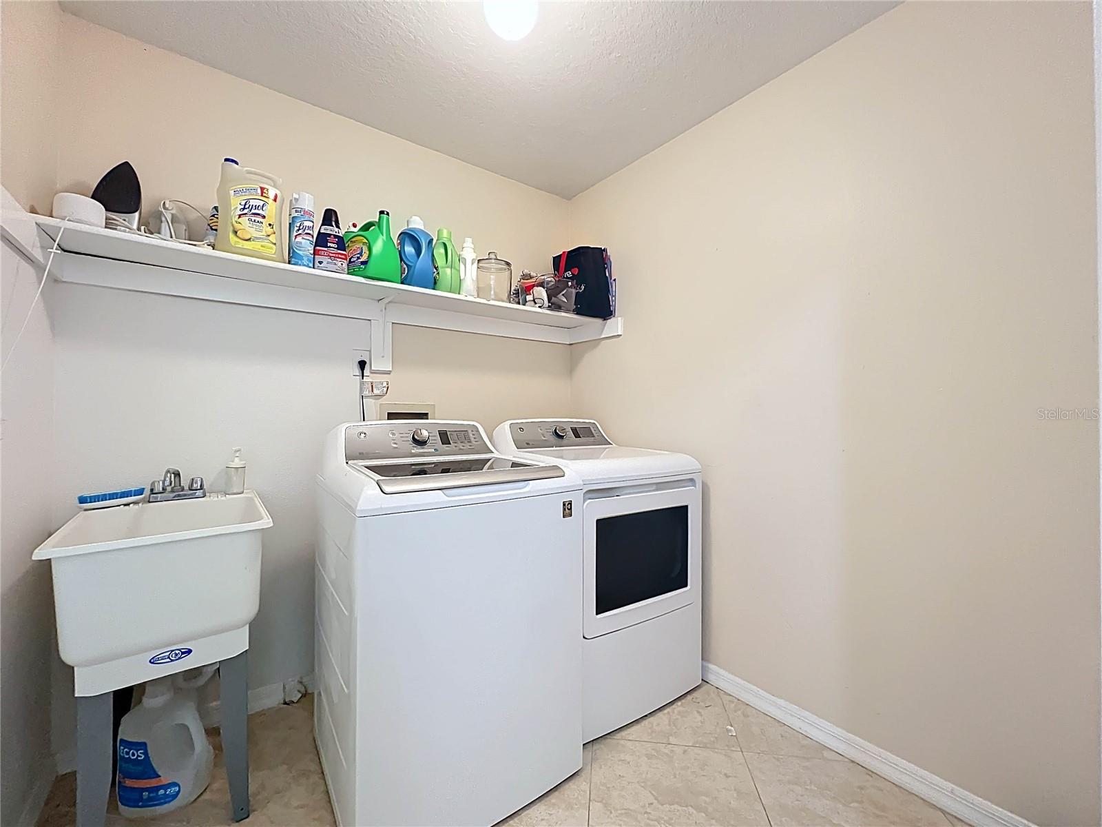 Image 30 of 37 For 1243 Whispering Winds Court