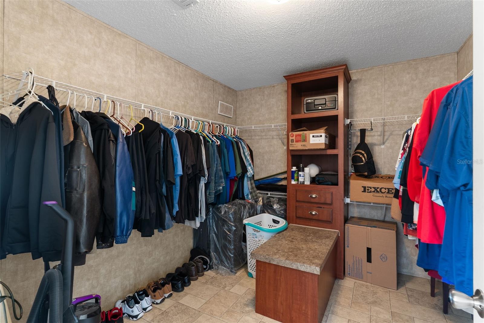 Image 21 of 49 For 8155 121st Place